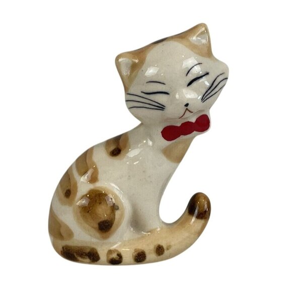 Vintage Small Porcelain Cat Japanese Red Bow Mid Century 3" - Picture 1 of 10